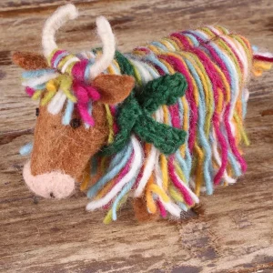 Hughie The Highland Cow Standing Decoration
