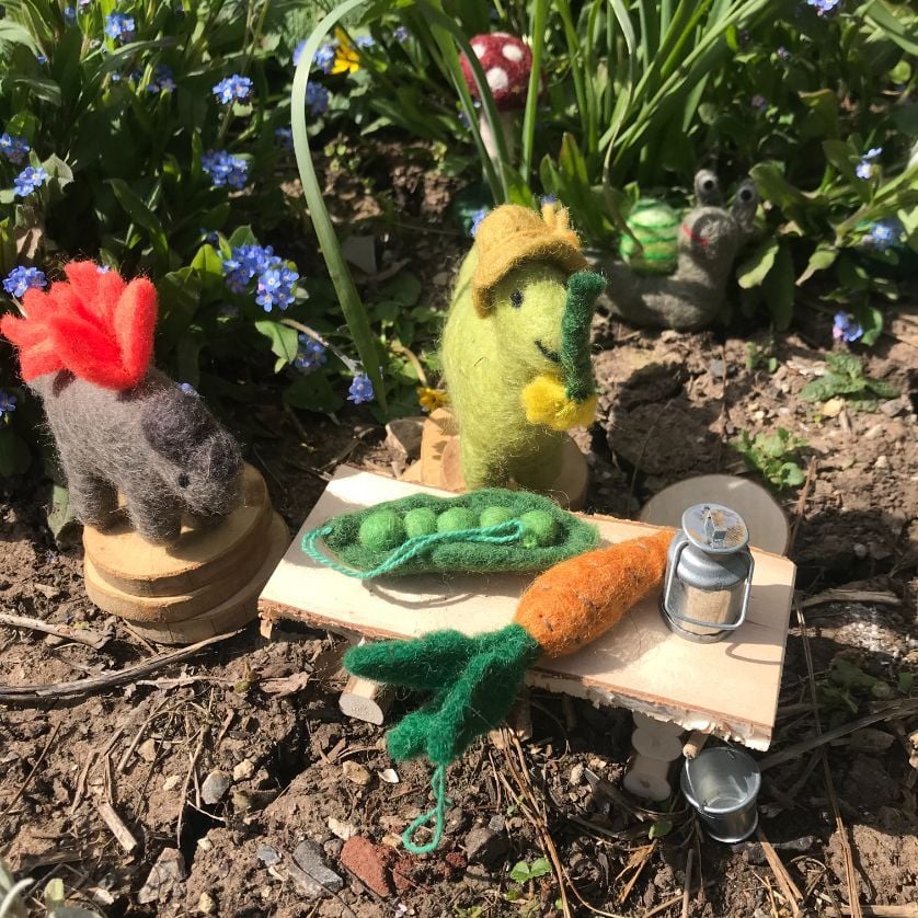 Handmade Felt Daphne Dinosaur Hanging Easter Decoration - Image 2