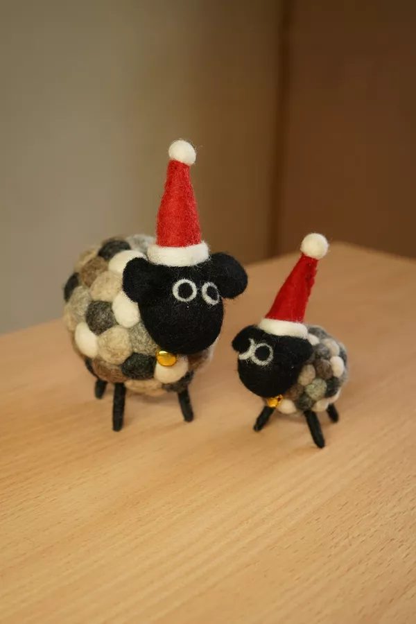 Helen Christmas sheep - Image 2