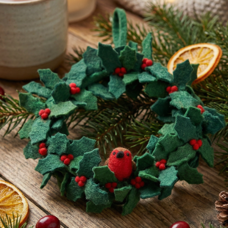 Handmade Felt Fair trade Holly Wreath with Robins Christmas Decor - Image 2